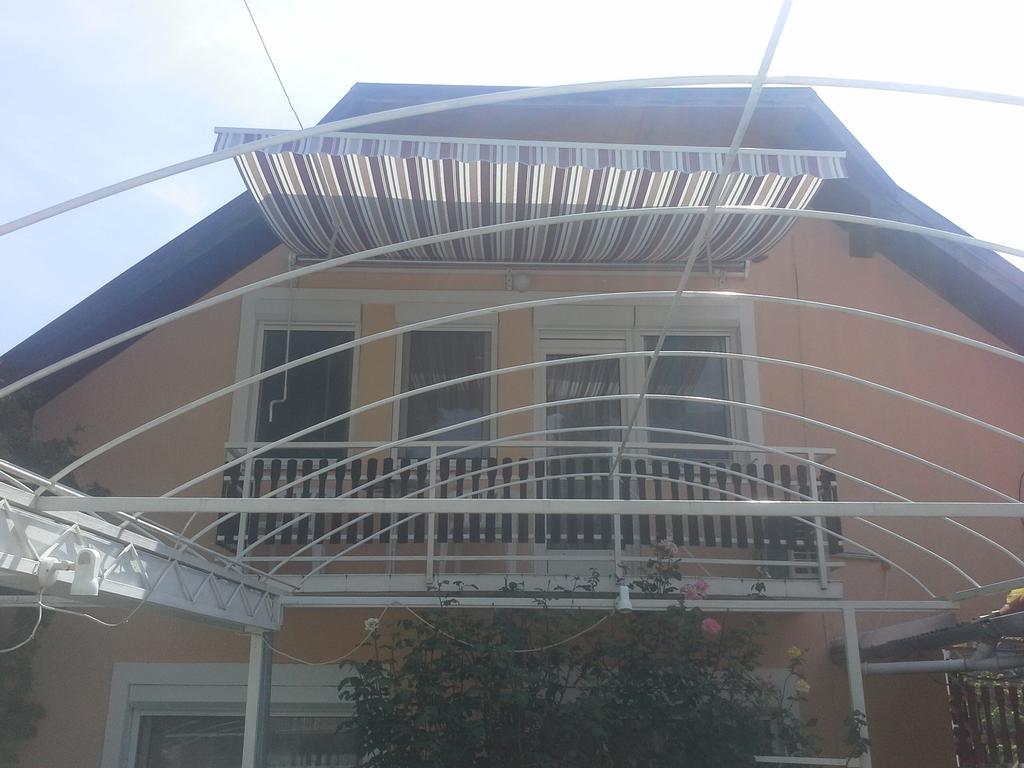 Friends Villa Apartments ヘーヴィーズ エクステリア 写真